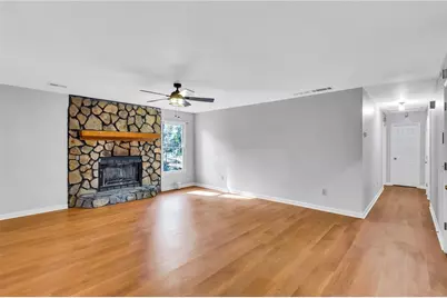 7515 Asbury Drive, Lithonia, GA 30058 - Photo 4