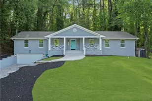 659 Lynn Valley Rd SW, Atlanta, GA 30311 - Photo 1