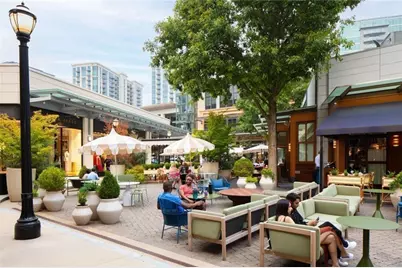 5662 Kingsport Drive, Atlanta, GA 30342 - Photo 2