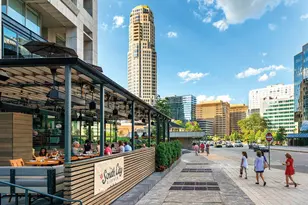 5662 Kingsport Dr, Atlanta, GA 30342 - Photo 18