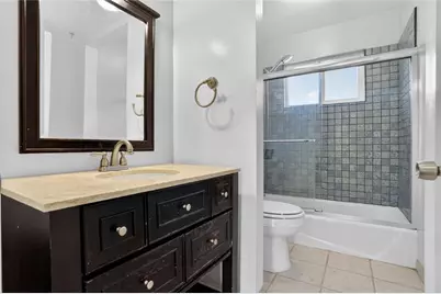 5662 Kingsport Drive, Atlanta, GA 30342 - Photo 10