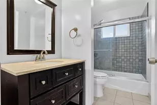 5662 Kingsport Dr, Atlanta, GA 30342 - Photo 10