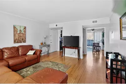 5662 Kingsport Drive, Atlanta, GA 30342 - Photo 2