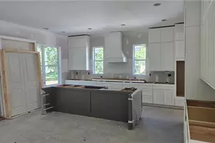 3901 Bellair Dr, Marietta, GA 30066 - Photo 4