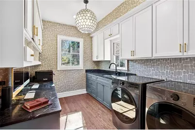 3642 Mayfair Road NE, Atlanta, GA 30342 - Photo 14