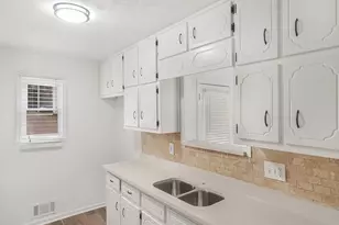 117 Spring St, Stockbridge, GA 30281 - Photo 6