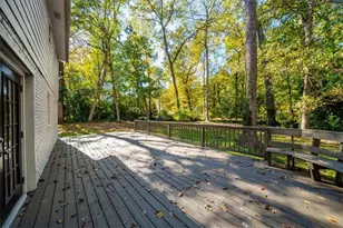 33 Old Farm Rd, Marietta, GA 30068 - Photo 16