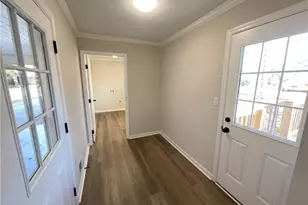 32 Banks St, Maysville, GA 30558 - Photo 6