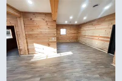 32 Banks Street, Maysville, GA 30558 - Photo 36