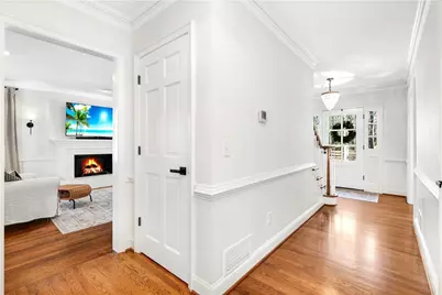 1751 E Bank Drive, Marietta, GA 30068 - Photo 4