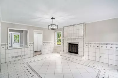 3333 Devaughn Drive NE, Marietta, GA 30066 - Photo 2