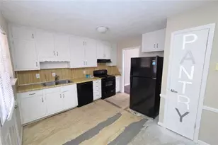 4078 Tanglewood Rd, Snellville, GA 30039 - Photo 8