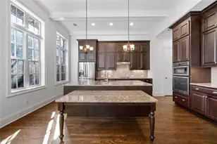 4650 Woodlawn Gates Ln NE, Marietta, GA 30068 - Photo 18