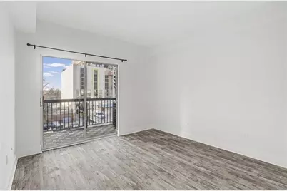 1074 Peachtree Walk NE #B322, Atlanta, GA 30309 - Photo 4