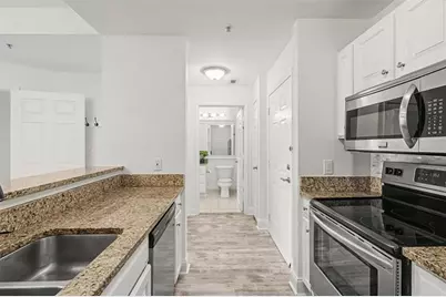 1074 Peachtree Walk NE #B322, Atlanta, GA 30309 - Photo 8