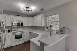 4842 Canberra Way, Flowery Branch, GA 30542 - Photo 8