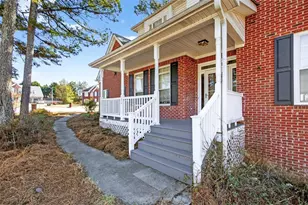 1070 Johns Landing Ct, Lawrenceville, GA 30045 - Photo 4