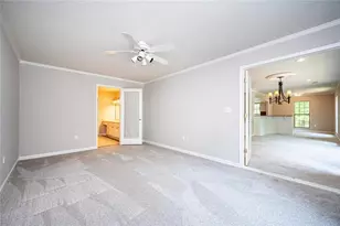 26202 Plantation Dr NE, Atlanta, GA 30324 - Photo 32