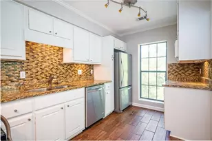 26202 Plantation Dr NE, Atlanta, GA 30324 - Photo 4