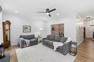 137 Weatherburne Dr, Roswell, GA 30076 - Photo 24