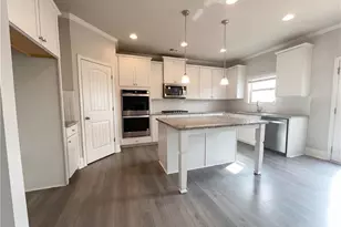 9104 Hanover St, Lithia Springs, GA 30122 - Photo 2