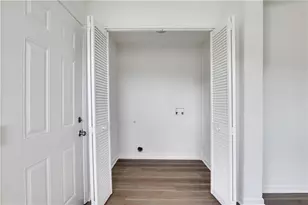 934 Joseph E Bonne Blvd NW, Atlanta, GA 30314 - Photo 14