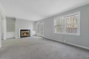 156 Glen Acres Ct, Decatur, GA 30035 - Photo 2