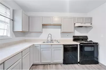 968 Sexton Drive, Stone Mountain, GA 30083 - Photo 2