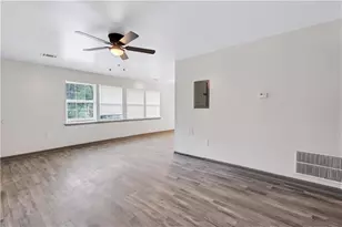 968 Sexton Dr, Stone Mountain, GA 30083 - Photo 10