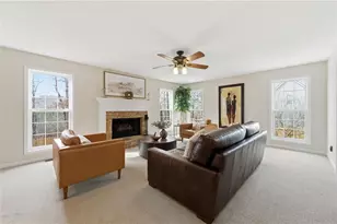 1122 Fieldstone Dr, Canton, GA 30114 - Photo 10