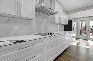 1887 Shalimar Dr NE, Atlanta, GA 30345 - Photo 4