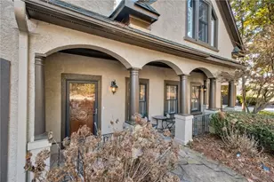 1001 Golf Estates Dr, Woodstock, GA 30189 - Photo 4