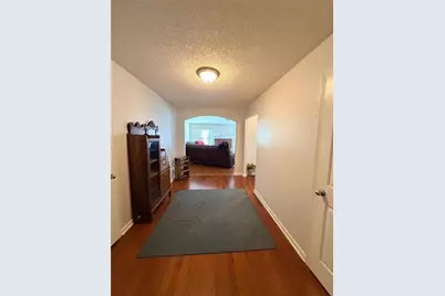 212 W Sycamore Drive W, Winder, GA 30680 - Photo 2