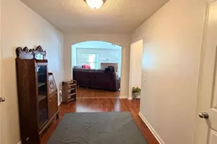 212 W Sycamore Dr W, Winder, GA 30680 - Photo 2