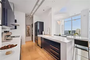 3324 Peachtree Rd NE, Atlanta, GA 30326 - Photo 12