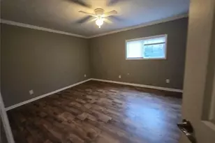 378 Cowan St, Macon, GA 31217 - Photo 8