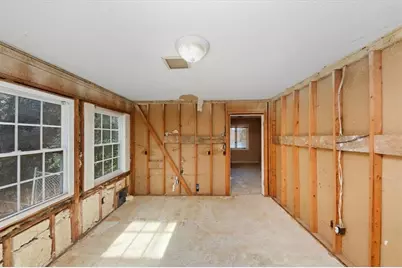 8986 Mandarin Drive, Jonesboro, GA 30236 - Photo 14