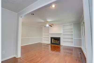 1721 Bruckner Court, Snellville, GA 30078 - Photo 8