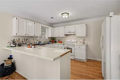 644 Laufin Court, Lawrenceville, GA 30043 - Photo 6