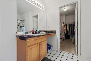 2571 S Hills, Riverdale, GA 30296 - Photo 10