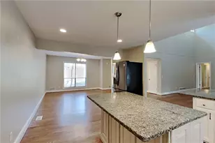 2731 Georgian Terrace, Marietta, GA 30068 - Photo 4