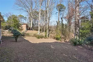 2456 Elmwood Cir SE, Atlanta, GA 30339 - Photo 16