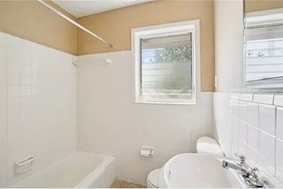 2456 Elmwood Circle SE, Atlanta, GA 30339 - Photo 10