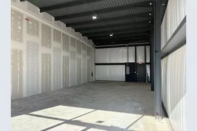 2533 Waterworks #600, Buford, GA 30518 - Photo 8