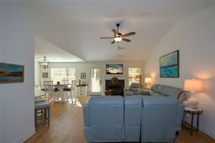 42 Pine Hill St, Newnan, GA 30263 - Photo 10