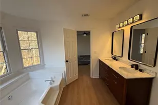 2720 Trotters Pointe Dr, Snellville, GA 30039 - Photo 20