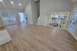 1710 McDowell Ct, Lawrenceville, GA 30044 - Photo 2