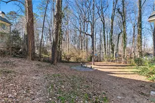 208 Shadowlawn Road SE, Marietta, GA 30067 - Photo 22