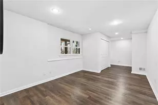 208 Shadowlawn Road SE, Marietta, GA 30067 - Photo 16