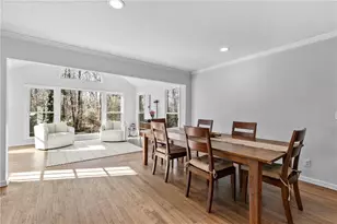 208 Shadowlawn Road SE, Marietta, GA 30067 - Photo 4